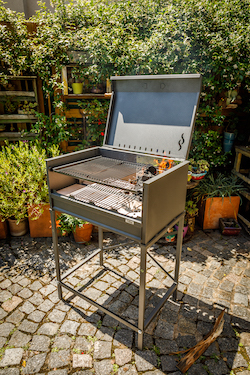 Ñuke Pampa Argentinian-Style Gaucho Grill Touts Fine Heat Adjustments