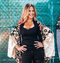 Klaussner Home Furnishings Teams Up With Stacy Garcia