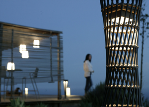 New Design from Les Jardins Solar Lighting Puts Postmodern Twist on a Classic Casual Design