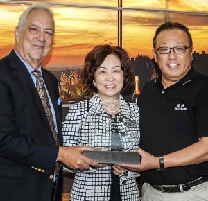 Seventh Consecutive ICFA Manufacturer Leadership Award Goes to Treasure Garden